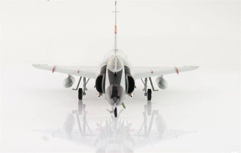 HOBBY MASTER F102A Delta Dagger USAF 54-1373 199th FIS Hawaii ANG 1960s (case X wing) 1:72 Aircraft Pre-built Model