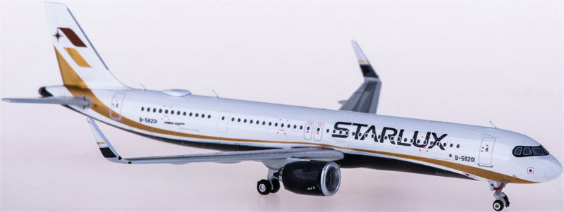 Phoenix Starlux Airlines for airbus A321neo B-58201 1:400 Airplane Pre-built  Airliner Model Display