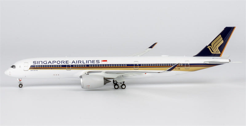 NG Models 1:400 Singapore Airlines Airbus A350-900 9V-SHE Diecast Model view 2