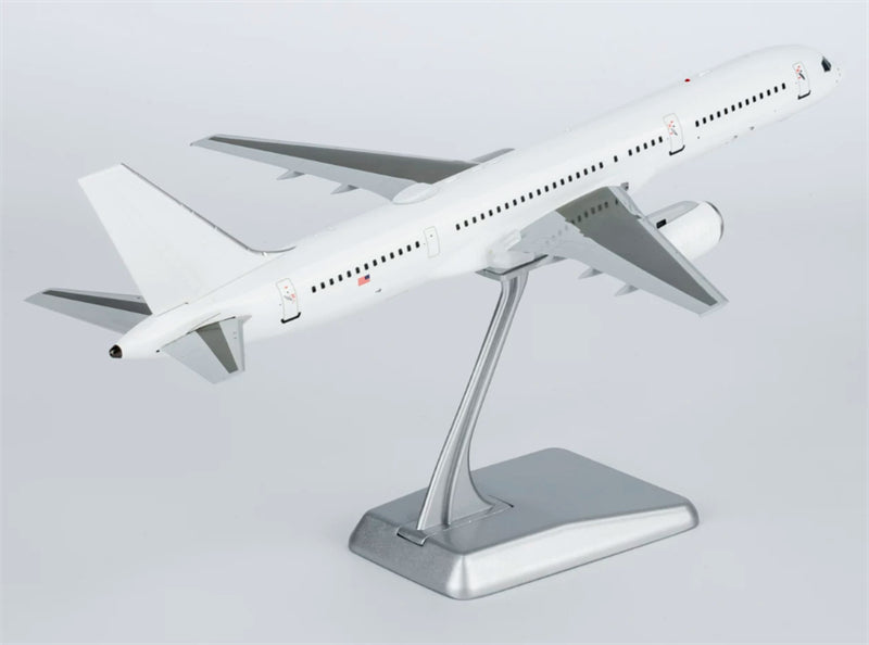 NG Models 1:200 USAF Boeing 757-200 C-32B  DIECAST Model