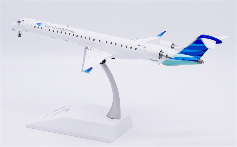 JC Wings 1:200 Garuda Indonesia Bombardier CRJ-1000ER PK-GRA  DIECAST Model