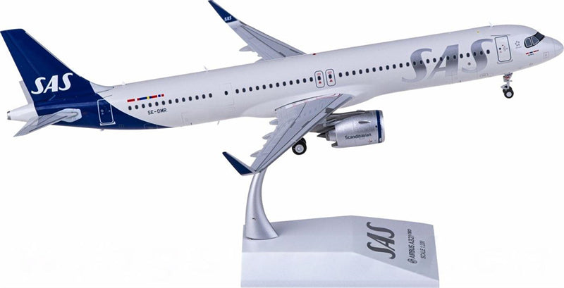 JC Wings SAS Airbus A321neo SE-DMR 1:200 Diecast Model view 1
