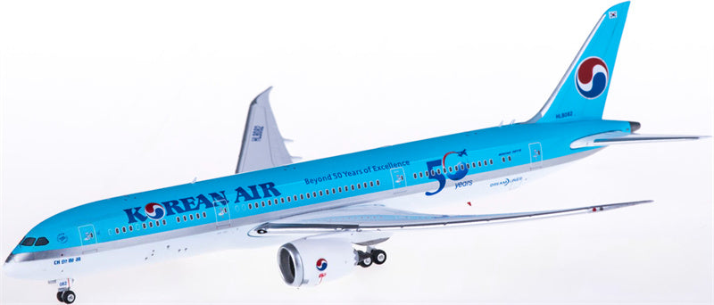 Phoenix Korean Air Boeing 787-9 HL8082 Beyond 50 Years of Excellence 1:400 Diecast Model view 1