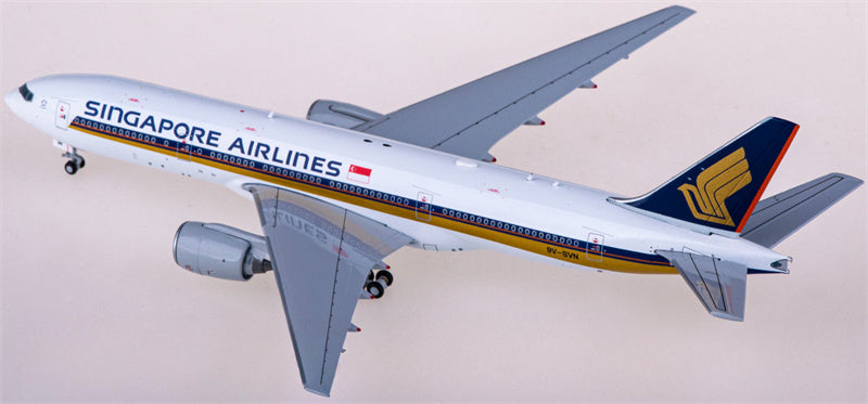 JC Wings Singapore Airlines Boeing 777-200 9V-SVN 1:400 Diecast Model view 2
