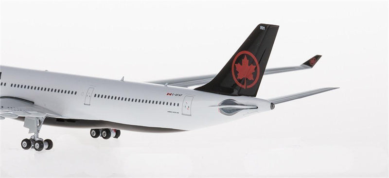 Phoenix Air Canada Airbus A330-300 C-GFAF 1:400 Diecast Model view 3