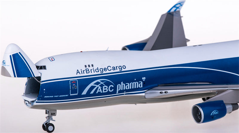 Geminijets AirBridgeCargo Boeing 747-400ERF VP-BIM 1:200 Diecast Model view 4