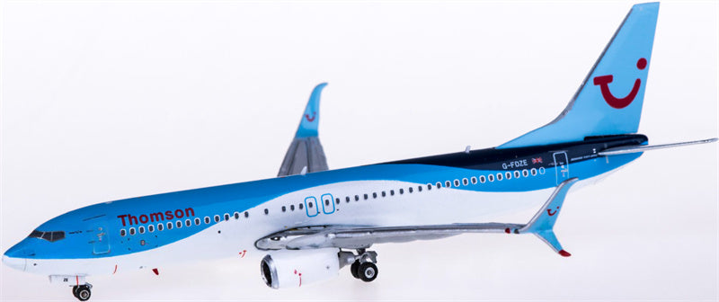 Phoenix Thomson Boeing 737-800 G-FDZE 1:400 Diecast Model view 3