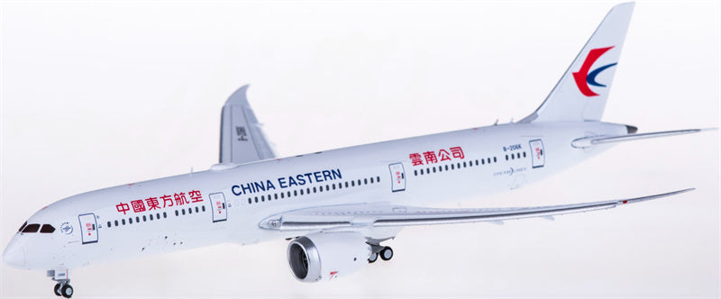 JC Wings China Eastern Boeing 787-9 Dreamliner B-206K Flaps Down 1:400 Diecast Model view 2