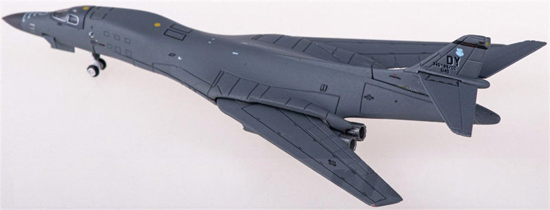Geminijets USAF Rockwell B-1B Lancer 86-0140 1:400 Airplan Diecast Model view 3