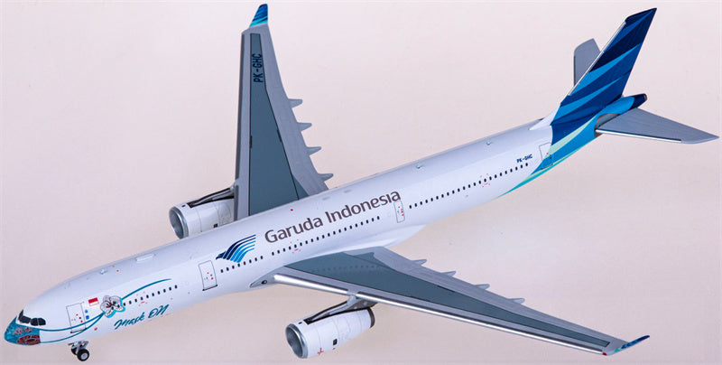 NG Models Garuda Indonesia Airbus A330-300 PK-GHC 1:400 Diecast Model view 4