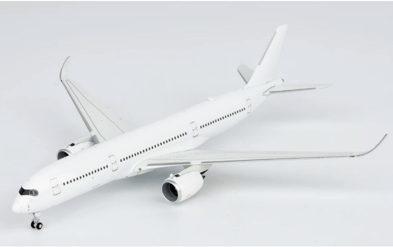 NG Models 1:400 A350-900 DIECAST Model