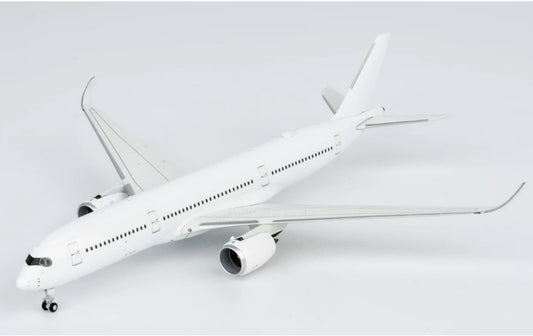 NG Models 1:400 A350-900 DIECAST Model