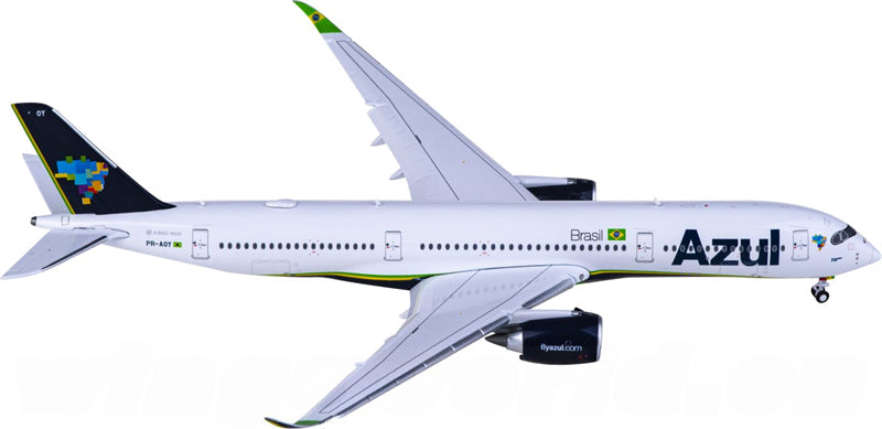 JC Wings Azul Airbus A350-900 PR-AOY Flaps Down 1:400 Diecast Model view 1