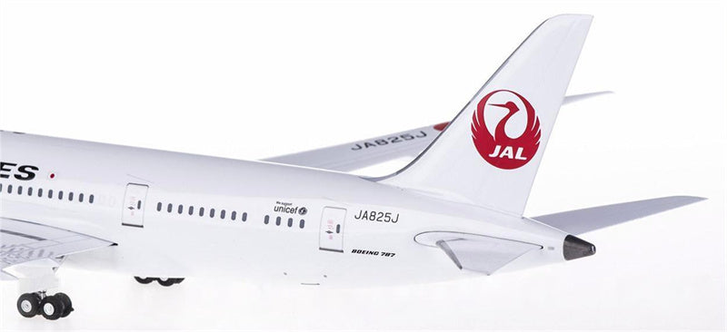 Phoenix Japan Airlines Boeing 787 JA825J 1:200 Diecast Model view 5