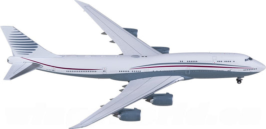JC Wings Qatar Amiri Flight Boeing 747-8 A7-HBJ 1:400 Diecast Model view 1