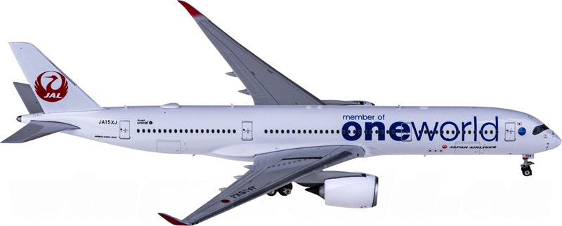 Phoenix Japan Airlines Airbus A350-900 JA15XJ member of oneworld 1:400 Diecast Model view 3