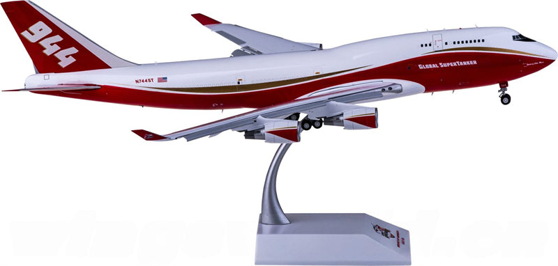 JC Wings Global Supertanker Services Boeing 747-400 N744ST Flaps Down 1:200 Diecast Model view 1
