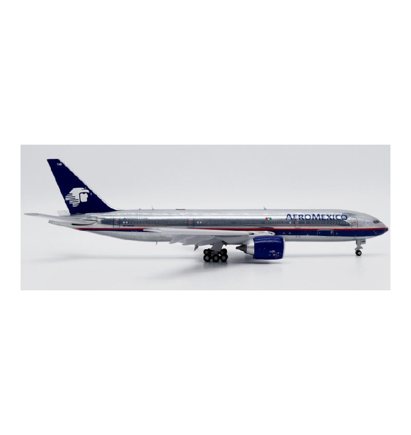 JC Wings 1:400 Aeromexico Boeing 777-200 N746AM Flaps Down DIECAST Model