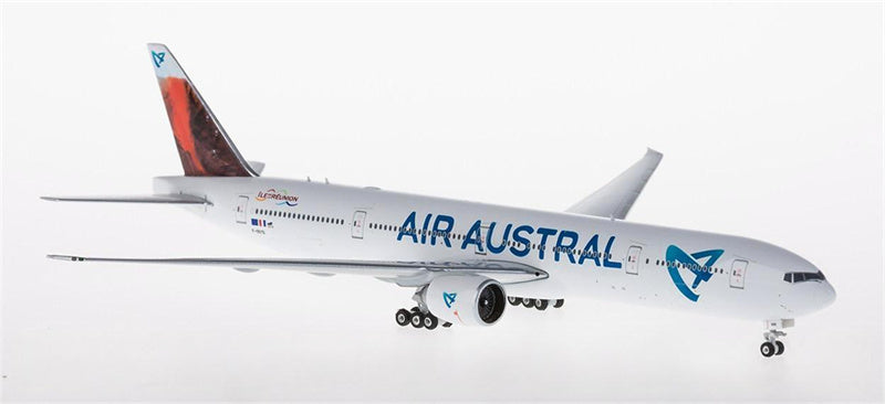 Phoenix Air Austral Boeing 777-300ER F-OSYD 1:400 Diecast Model view 5