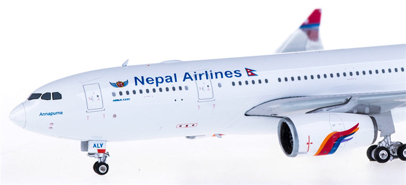 Phoenix Nepal Airlines Airbus A330-200 9N-ALY 1:400 Diecast Model view 4