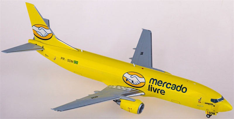 JC Wings Mercado Livre Boeing 737-400SF PR-SDM 1:200 Diecast Model view 3