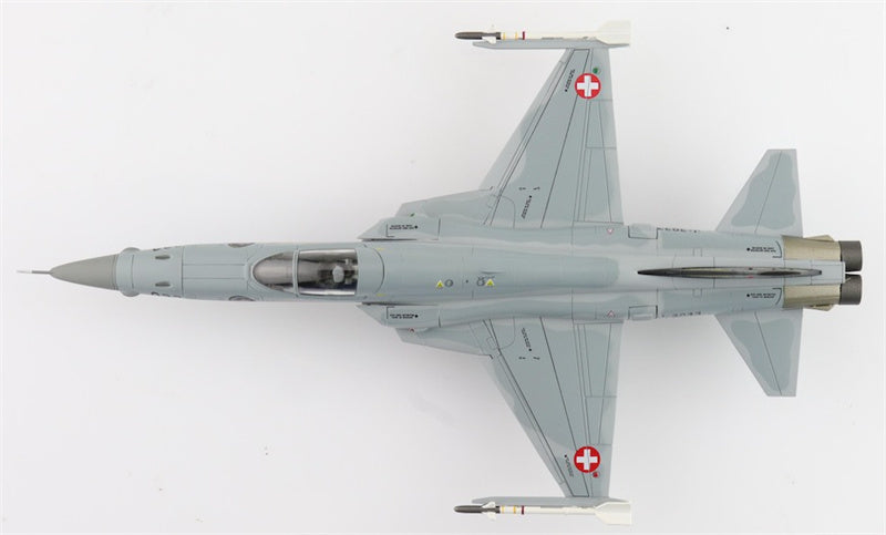 HOBBY MASTER F-5E Tiger II J-3033 Staffel 6 Swiss Air Force (re-issue with new box art) 1:72 Aircraft Pre-built Model