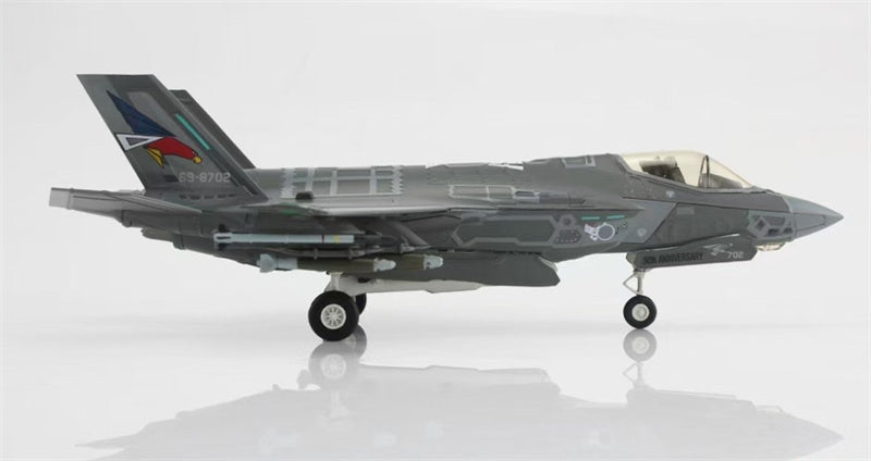 HOBBY MASTER F35A Lightning II 69-8702 302nd FS JASDF (w/painted RAM panels) 1:72 Aircraft Pre-built Model