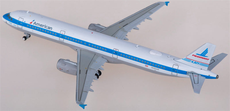 Geminijets American Airlines Airbus A321 N581UW 1:400 Diecast Model view 4