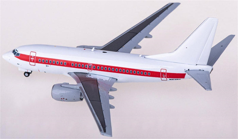 Geminijets EG&G Boeing 737-600 N273RH 1:400 Diecast Model view 4