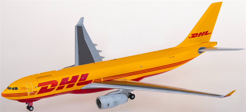 JC Wings 1:200 DHL Airbus A330 B-LDP Diecast Model view 2