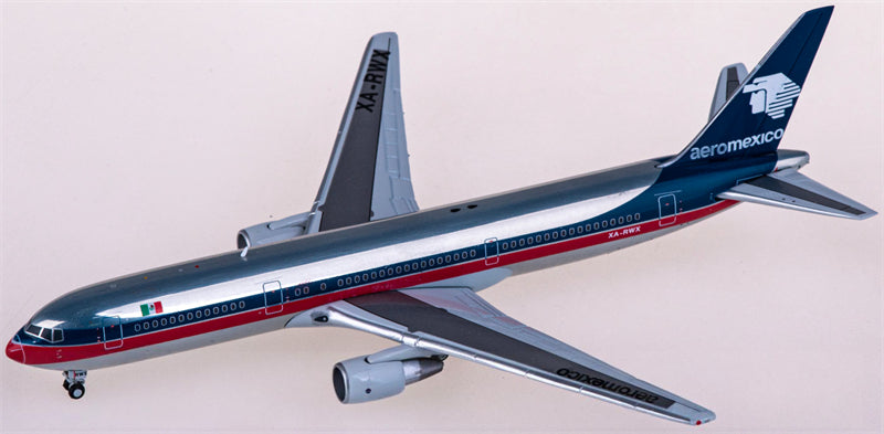 JC Wings Aeromexico Boeing 767-300 XA-RWX 1:400 Diecast Model view 1