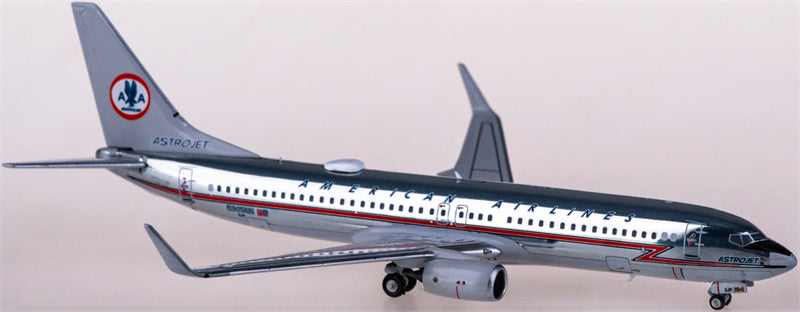 NG Models American Airlines Boeing 737-800 N905NN 1:400 Diecast Model view 2