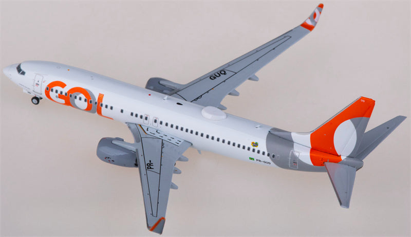JC Wings GOL Boeing 737-800 PR-GUQ 1:400 Diecast Model view 2
