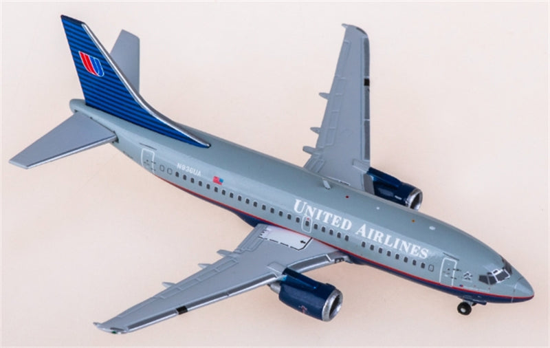 Geminijets 1:400 United Airlines Boeing 737 N936UA Diecast Model view 2