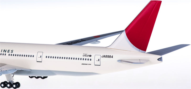 Hogan Japan Airlines Boeing 777-200 JA8984 1:200 ABS Model view 4