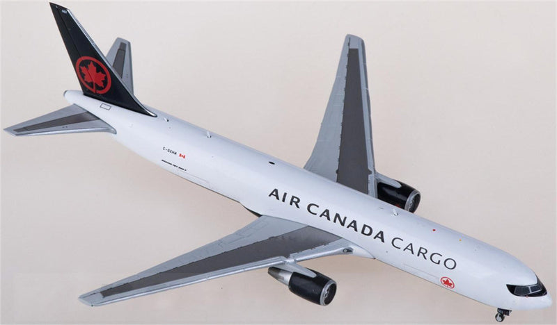 Geminijets Air Canada Cargo Boeing 767-300ERF C-GXHM 1:400 Diecast Model view 3