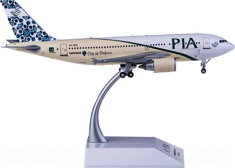 JC Wings PIA Airbus A310-300 AP-BDZ Hyderabad 1:200 Diecast Model view 2