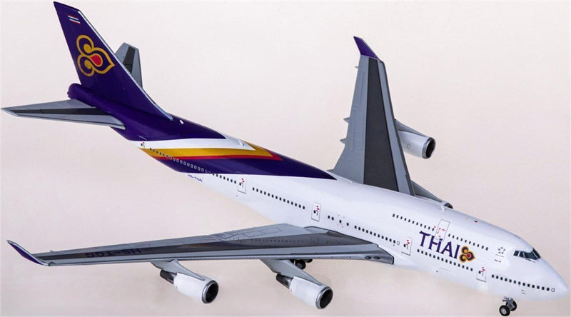 JC Wings Thai Airways Boeing 747-400 HS-TGG 1:400 Airplan Diecast Model view 1