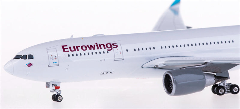 Phoenix Eurowings Airbus A330-200 D-AXGA 1:400 Diecast Model view 4