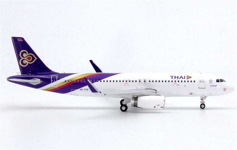 Phoenix Thai Airways Airbus A320 HS-TXG 1:400 Diecast Model view 4