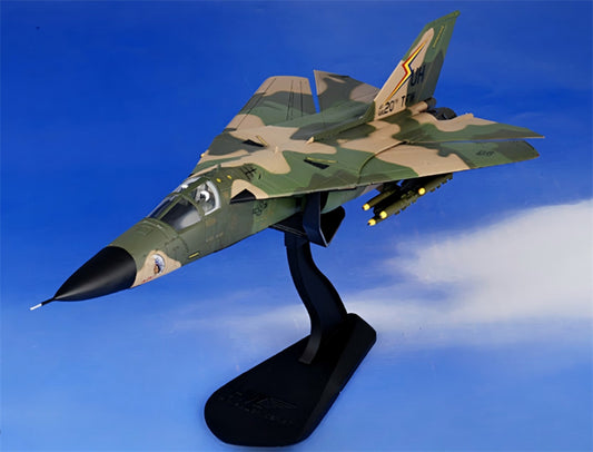 HOBBY MASTER USAF F-111E 20th SQN 1:72 Model 1989 The Chief 68-0020