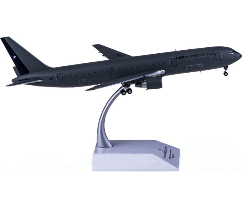 JC Wings Chilean Air Force Boeing 767-300ER 985 1:200 Aircraft Pre-built  Airliner Model Display