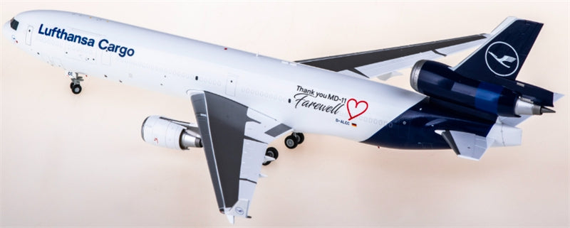 SQ Wings Lufthansa Cargo McDonnell Douglas MD-11 D-ALCC 1:200 Diecast Model view 3
