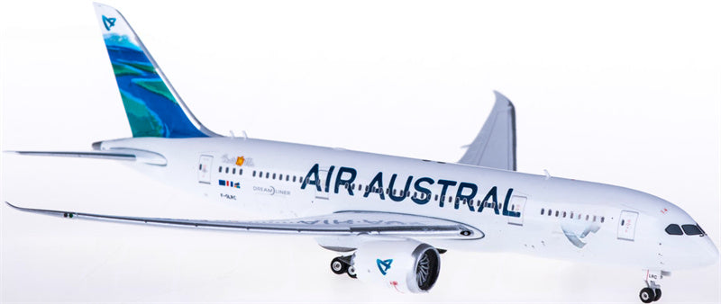 Phoenix Air Austral Boeing 787-8 F-OLRC 1:400 Diecast Model view 3