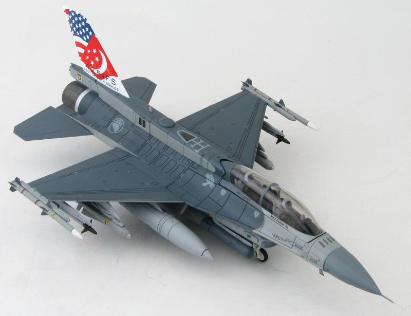 HOBBY MASTER RSAF / Luke AFB Arizona F-16D 425FS 1:72 Model  20th Anniversary  LF035
