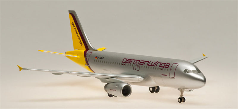 Hogan Germanwings Airbus A319 D-AGWR 1:200 ABS Model view 1
