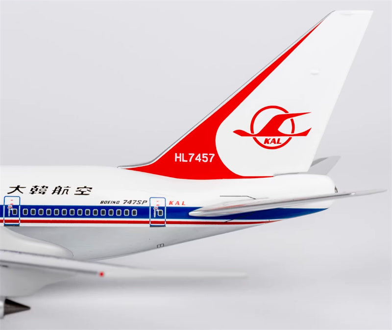 NG Models Korean Air Boeing 747SP HL7457 1:400 Diecast Model view 4