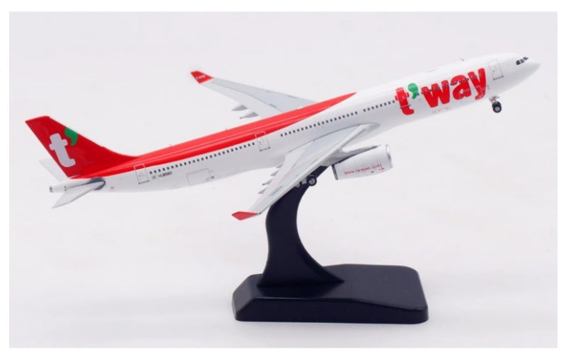 Aviation 1:400 T'way Air A330-300 HL8560  DIECAST Model