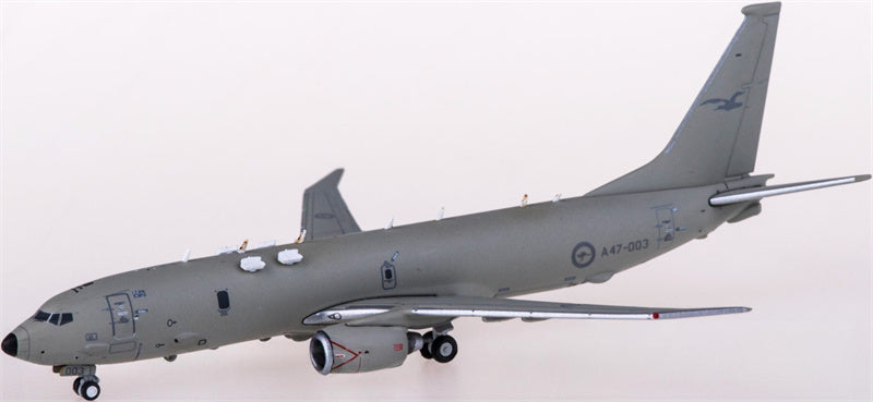 Geminijets RAAF Boeing P-8A Poseidon A47-003 1:400 Diecast Model view 3