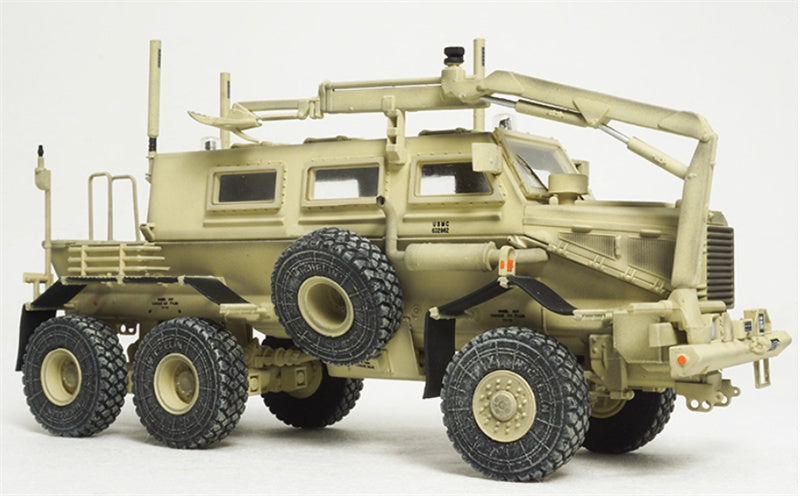T-MODEL Buffalo Lightning Protection Vehicle US Marine Iraq 2006 desert color 1:72 Tank Pre-built Model